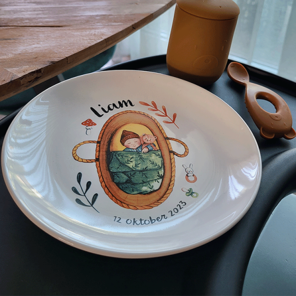 kinderservies-vintage-baby-in-gebruik